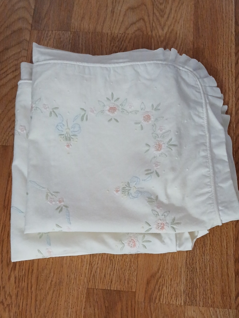 Gloria Vanderbilt Vintage Shams